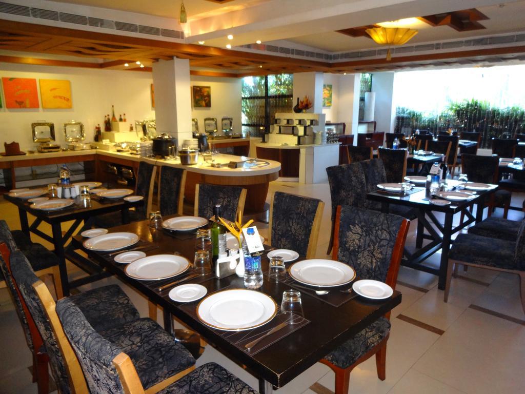 Sp Grand Days Hotel Thiruvananthapuram Екстериор снимка