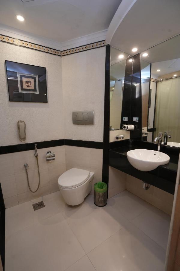Sp Grand Days Hotel Thiruvananthapuram Екстериор снимка