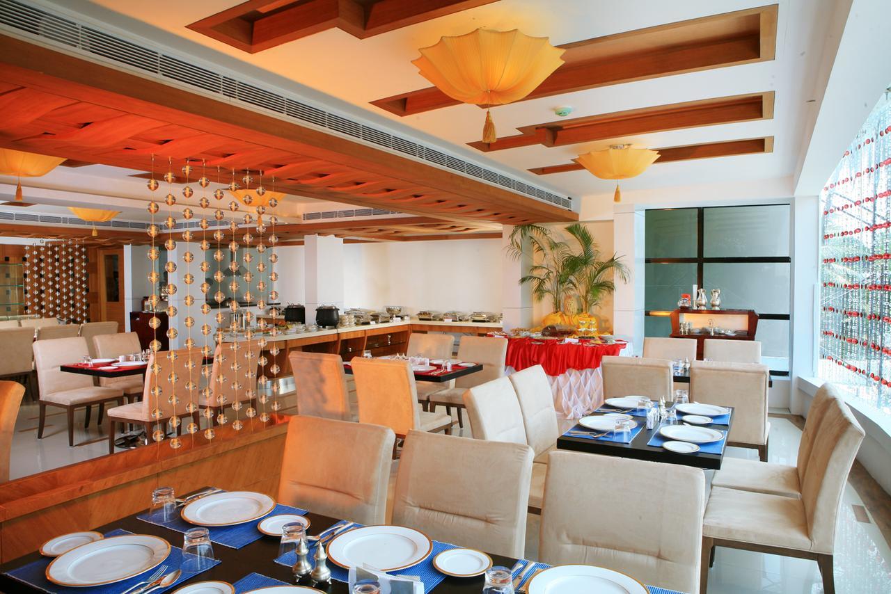 Sp Grand Days Hotel Thiruvananthapuram Екстериор снимка